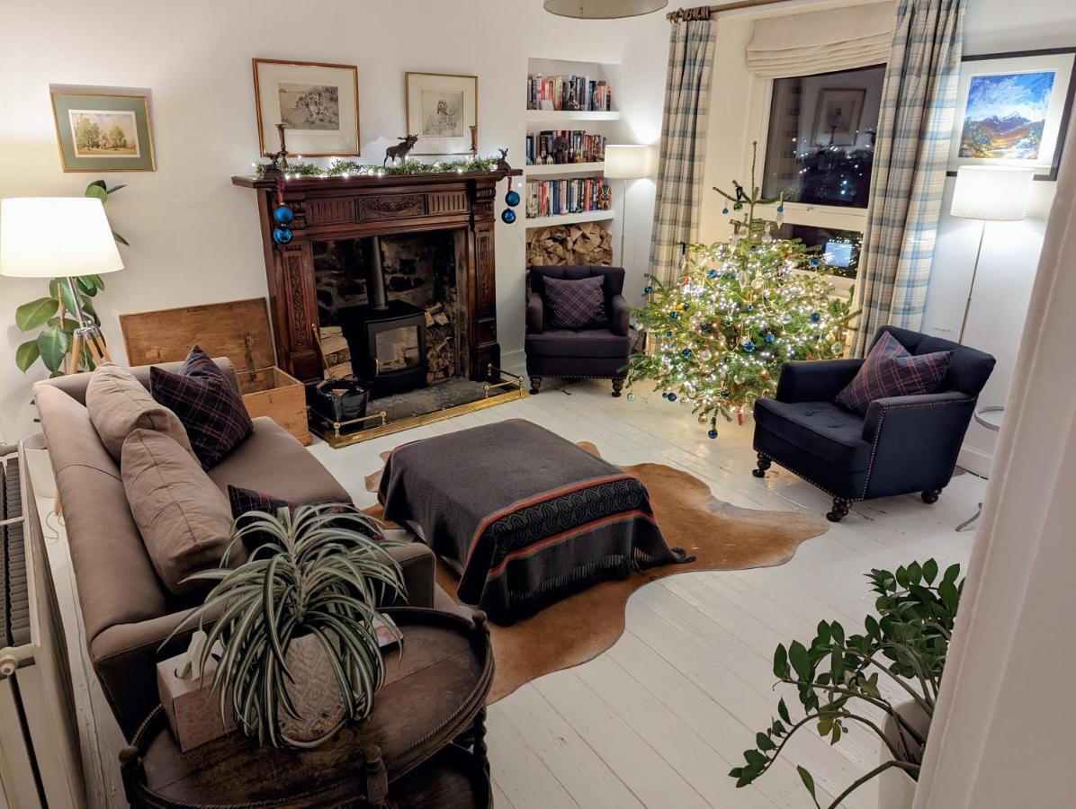 Central Hawick Spacious Stylish Flat With Log Burner Exteriör bild